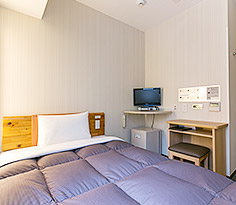 Clean and functional guestrooms