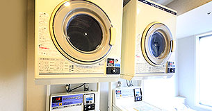 投幣式洗衣機、自動販賣機