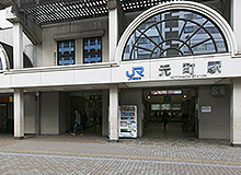 JR/한신전철 모토마치 역 ‘동쪽 출입구’로 나갑니다.